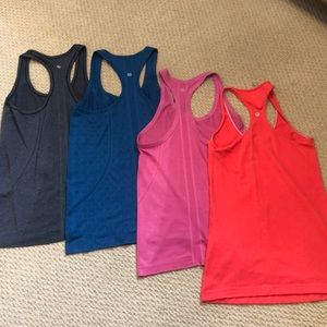 Lululemon tank top bundle